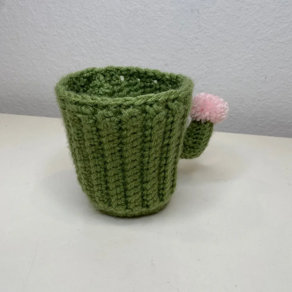 Handmade Crochet Cactus‎ Pencil Holder Green Pink Flower Desk Organizer Basket